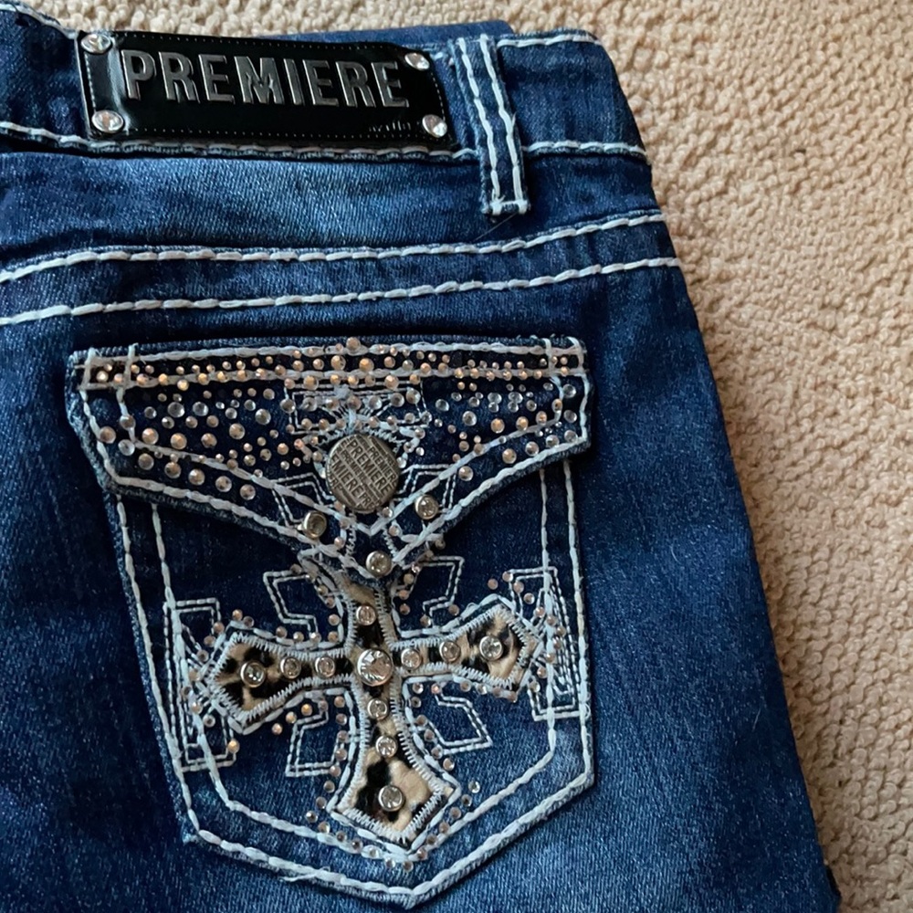 premiere low rise jeans w rhinestones and leather